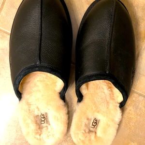 Ugh Men’s Scuff Leather slippers